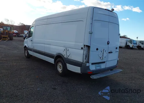 2011 Mercedes-Benz Sprinter 2500 High Roof из США, поврежденный, VIN WD3PE8CB2B5599642